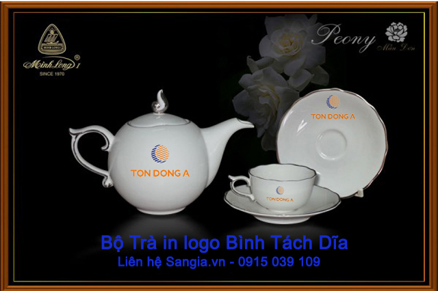Bộ ấm trà thương hiệu gốm sứ Minh Long làm quà tặng quảng cáo