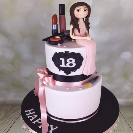 Hình bánh kem dễ thương làm caption