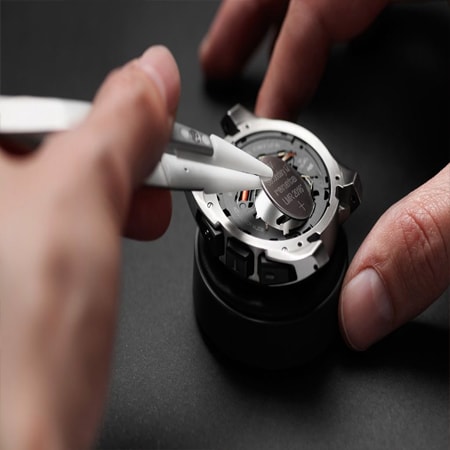 thay pin đồng hồ đeo tay