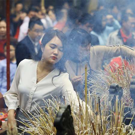 Đi lễ chùa đầu năm