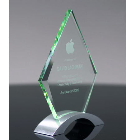 Cúp lưu niệm bằng nhựa