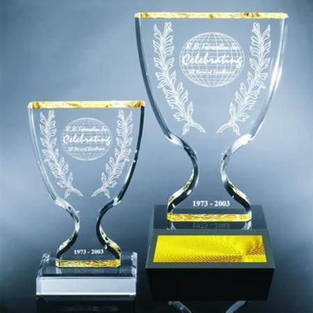 Cúp lưu niệm thủy tinh TPHCM