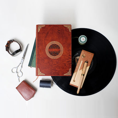 Giftset sổ bìa cứng và bút ký gỗ